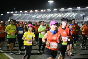 BIB: 29461, 28640, 28420
                            <button type="button" onclick="openModal(10852109)" class="btn btn-primary btn-sm float-right btn-popup" data-toggle="modal" data-target=".modal-high-quality">
                        <i class="fas fa-shopping-cart"></i> Add to Cart
                    </button>
                                            <button type="button" onclick="isThisMe(10852109, true)" class="btn btn-success btn-sm float-right btn-popup btn-isme hidden" data-toggle="tooltip" data-placement="bottom" title="นี่คือรูปของคุณใช่ไหม คลิกที่นี่เพื่อเอาเข้าอัลบั้ม">
                        <i class="fas fa-plus"></i> Add to album
                    </button>
                    <button type="button" onclick="isThisMe(10852109, false)" class="btn btn-warning btn-sm float-right btn-popup btn-isnotme hidden">
                        <i class="fas fa-ban"></i> Remove from album
                    </button>